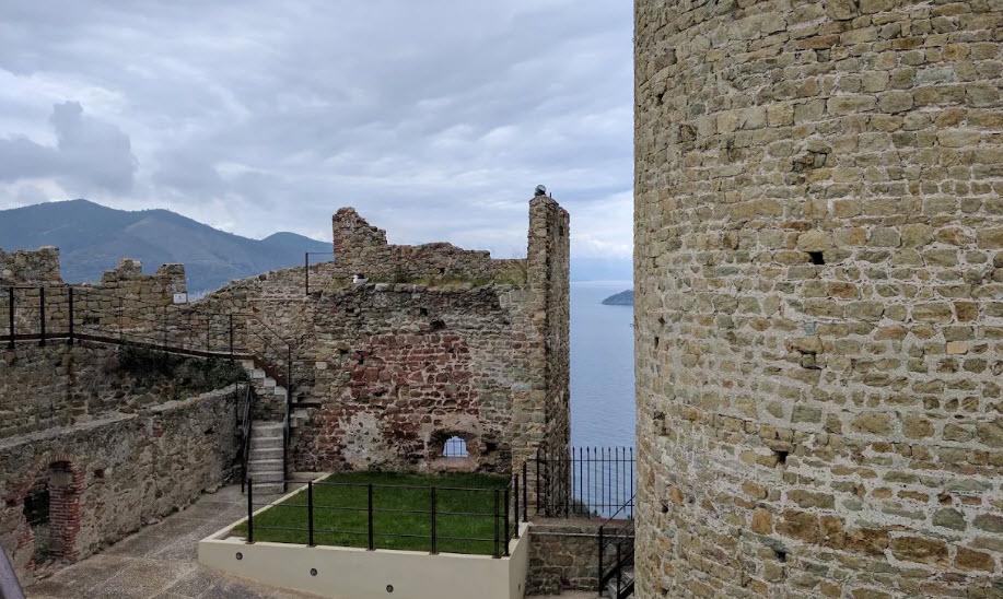 Castello di Monte Ursino, Italy